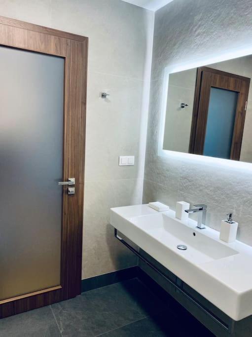 Apartament Nasimo Inside Sofia Zewnętrze zdjęcie